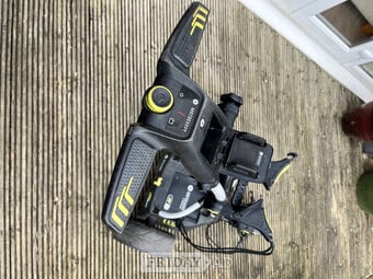 Motocaddy M1 Pro Electric Golf Trolley