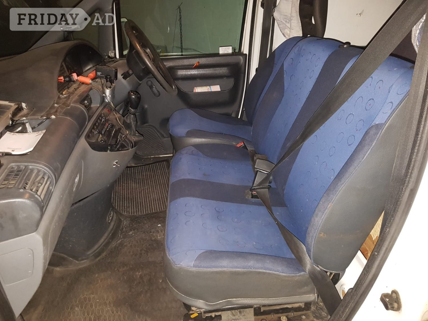 [ berth ]Peugeot Expert