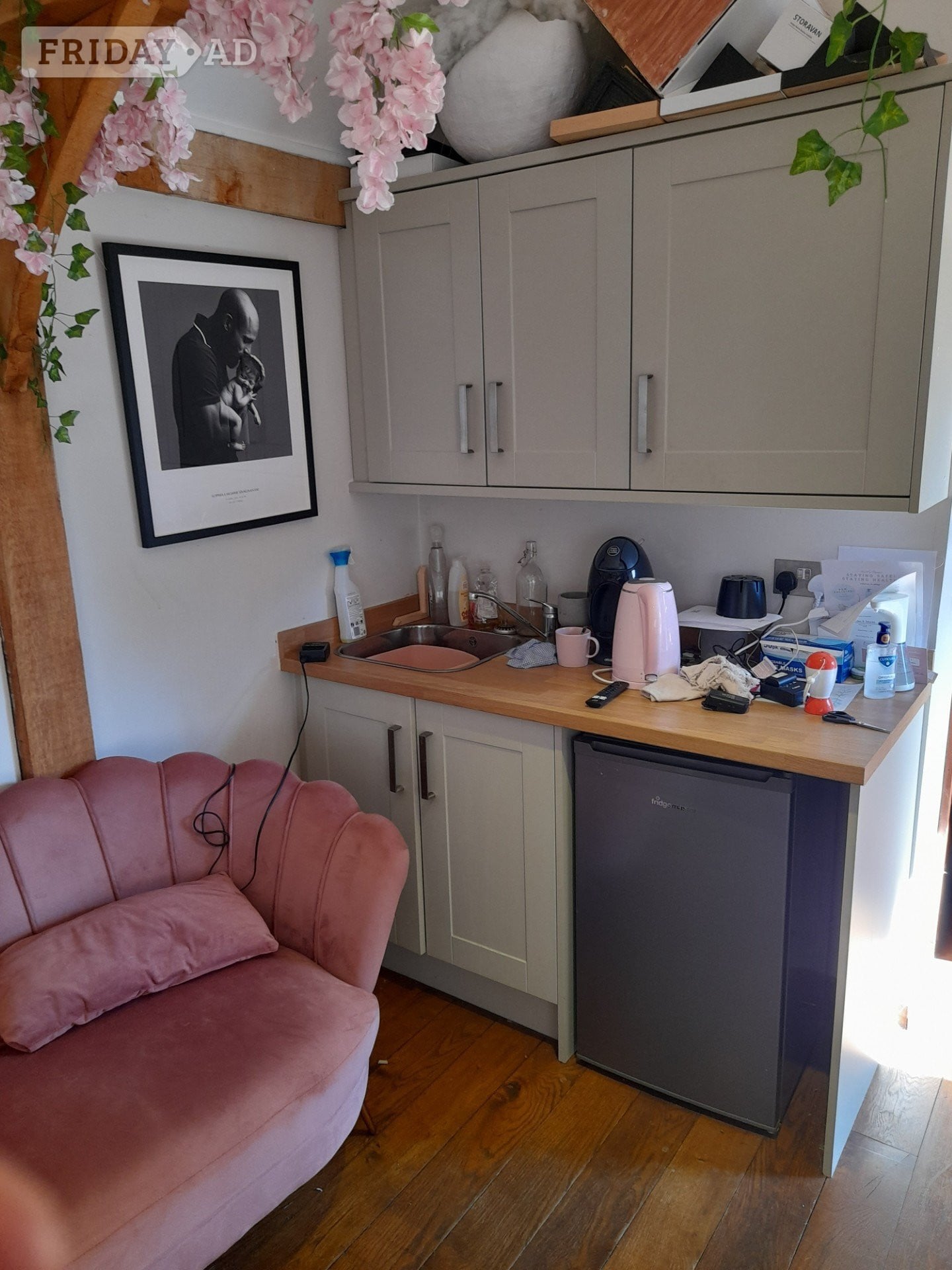 Office to Let - Commercial Properties