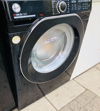 Big Black 11KG sized washing with massive drum size 