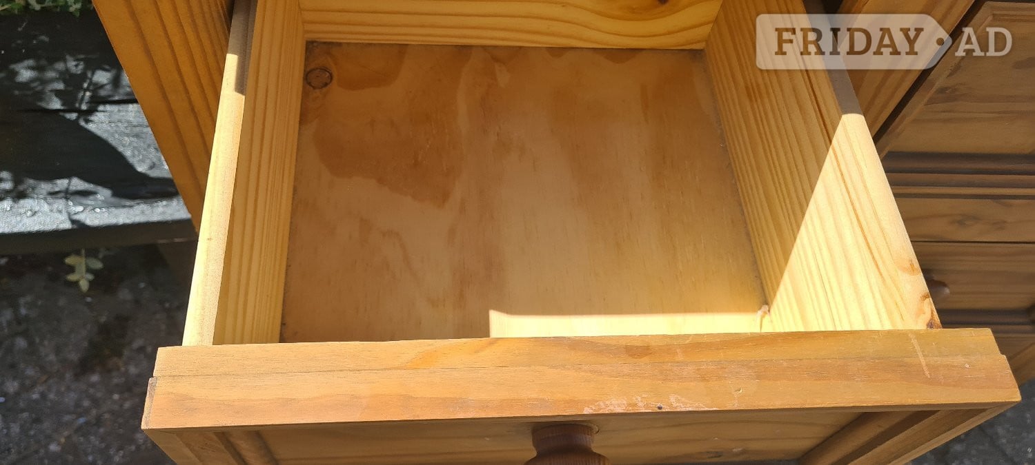 Solid Wood Chest of Drawers - DELIVERY AVAILABLE - Furniture