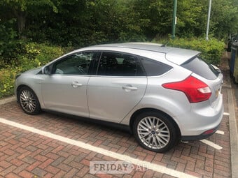 Ford focus eco reg 2012 silver 12mths MOT runs nice quite,fast,i