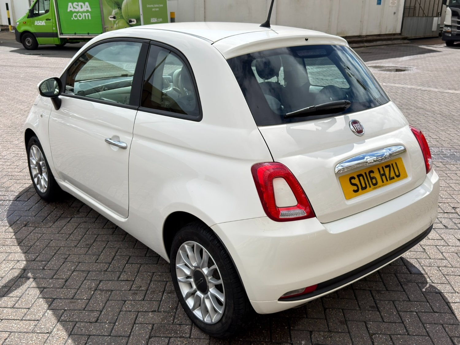 2016 Fiat 500 Pop Star - New Years MOT - £20 Road Tax - New Cambe - Cars in Brighton