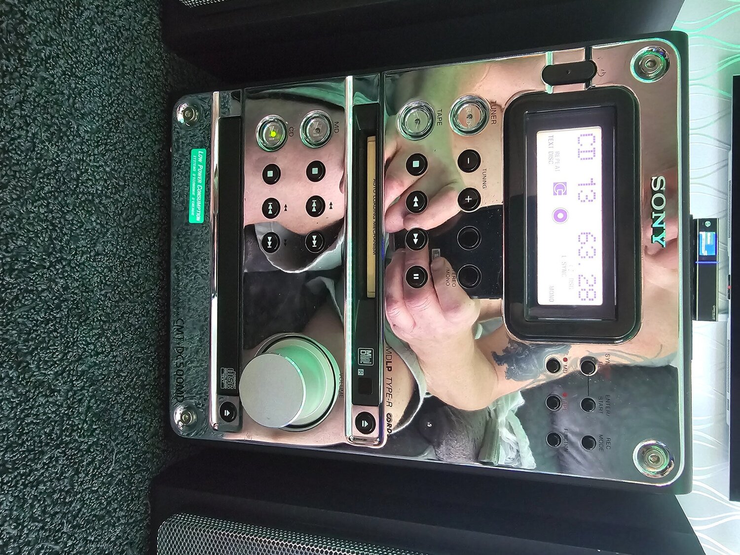 Sony CMT-DC500MD Mini HiFi System For Sail!