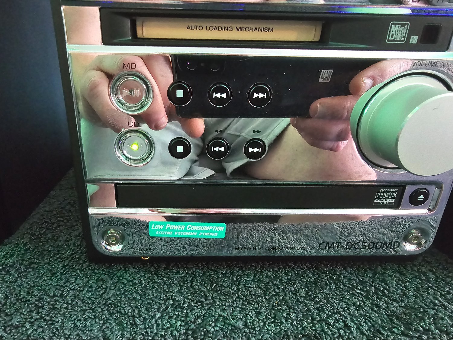 Sony CMT-DC500MD Mini HiFi System For Sail! - Tv, Audio & Cameras