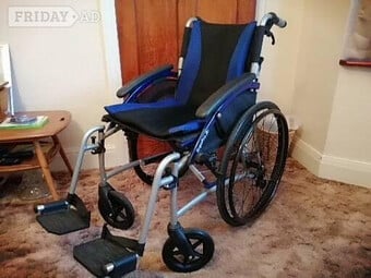 CARECO ERGOPRO SELF PROPELLED WHEELCHAIR. 2 YEARS OLD. 