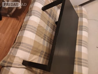 Coffee table in black 