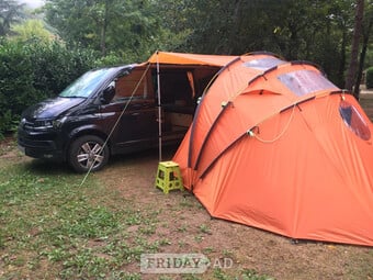 SHELTAPOD drive-away awning