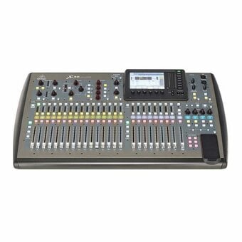 Behringer   X32    