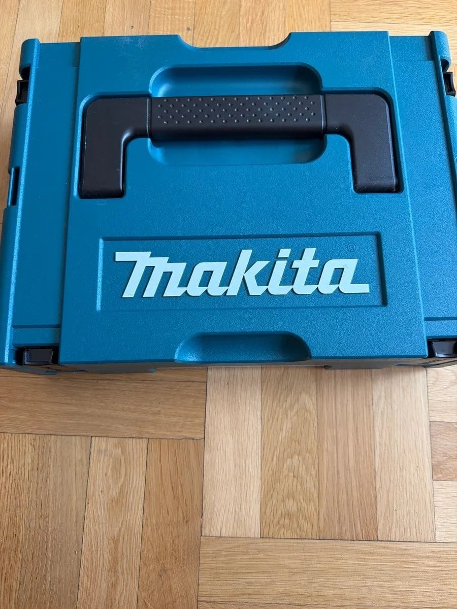 Makita 4351 CTJ Jigsaw in Case - DIY in Addlestone