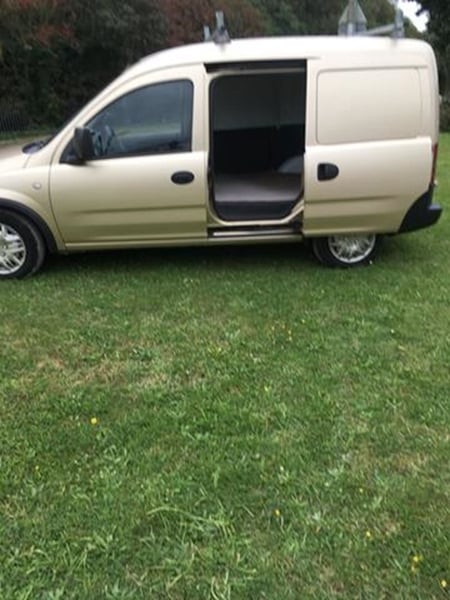 Vauxhall Combo 2009 - Cars