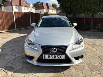 Lexus is300h executive editon 2014