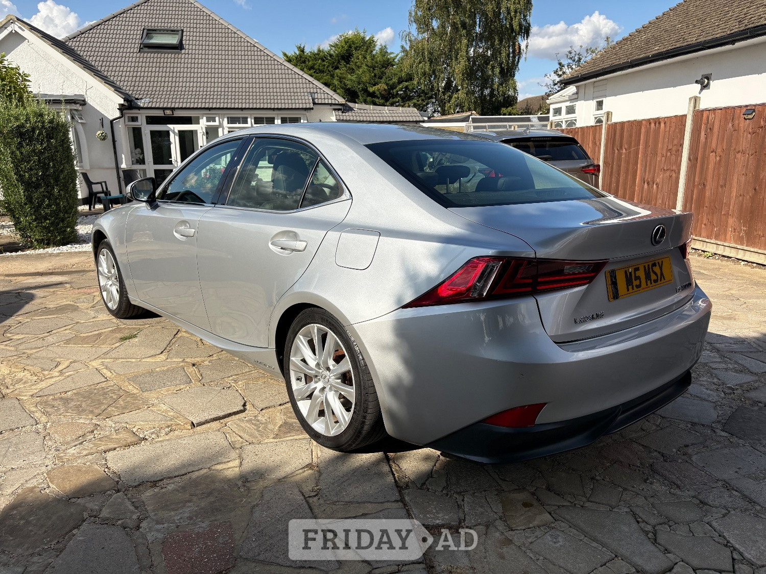 Lexus is300h executive editon 2014 - Cars