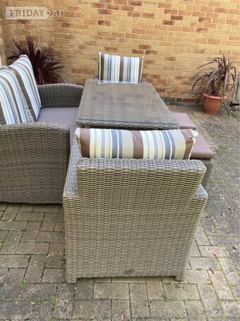 6 seater rattan garden furniture set. 