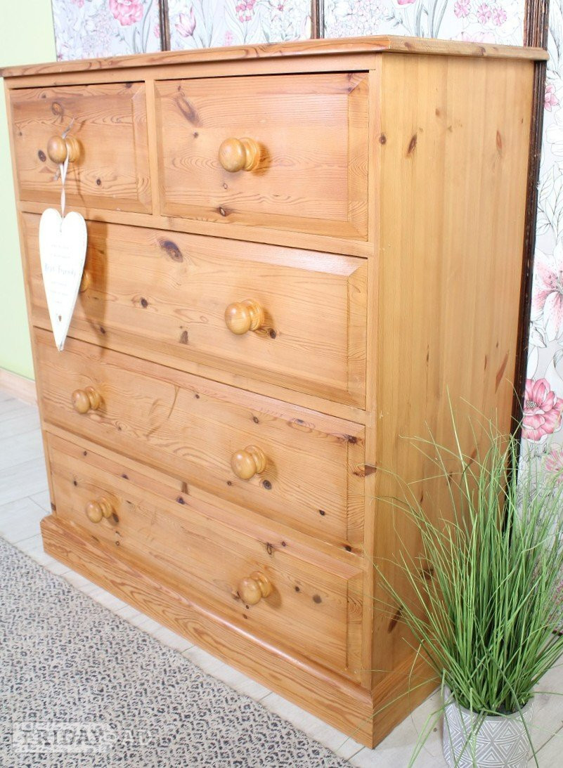 UK Delivery - Farmhouse Pine Chest Of Drawers Clean Condition - Furniture in Hailsham