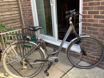 Ladies e bicycle
