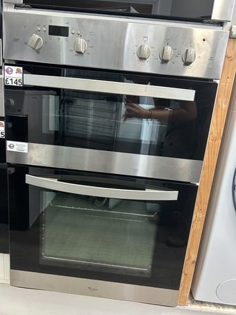 WHIRLPOOL ELECTRIC BUILT IN OVEN