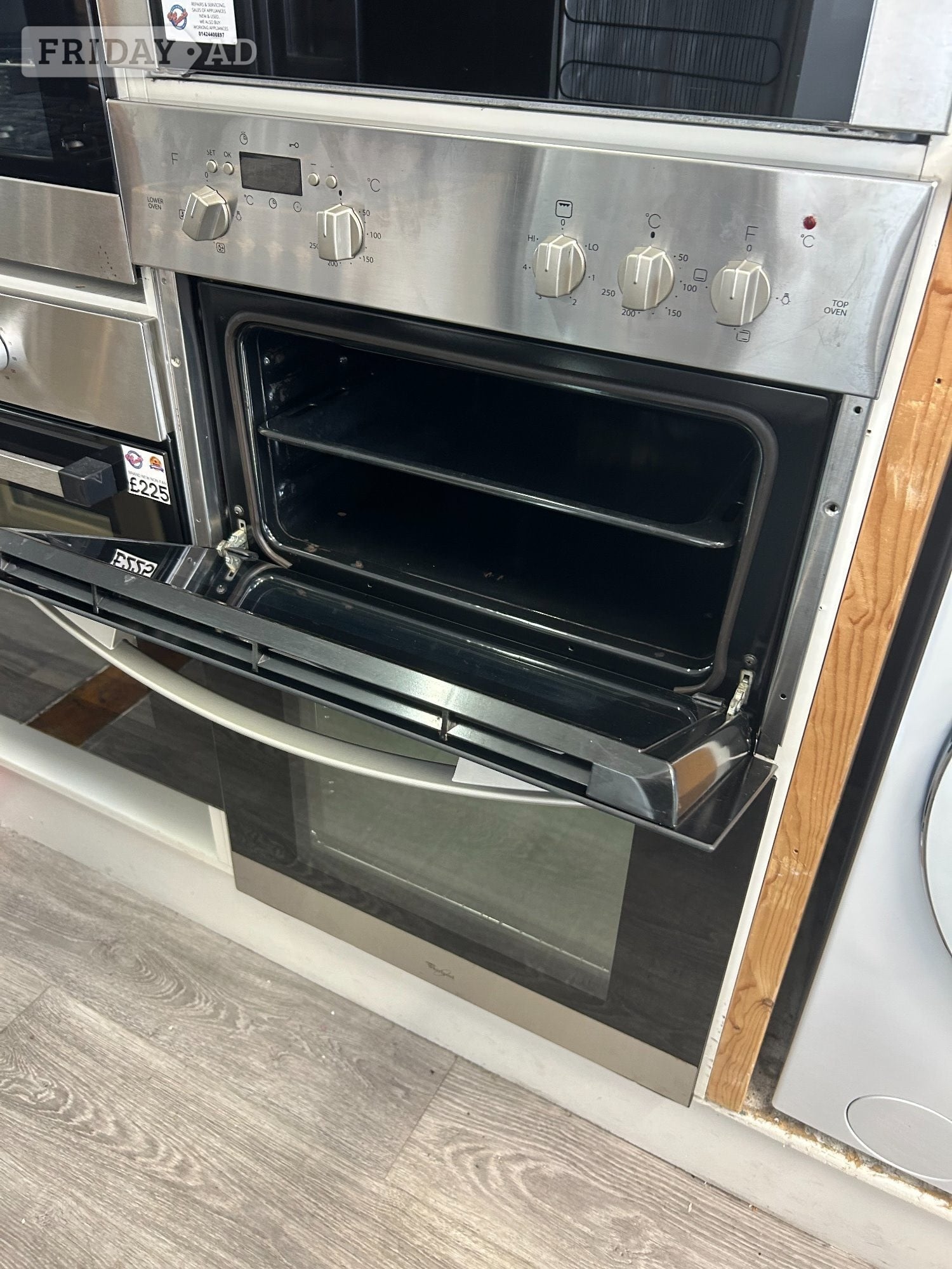 WHIRLPOOL ELECTRIC BUILT IN OVEN