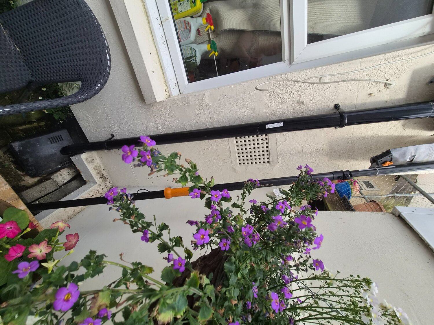 Extendable extra long tree loppers new unused