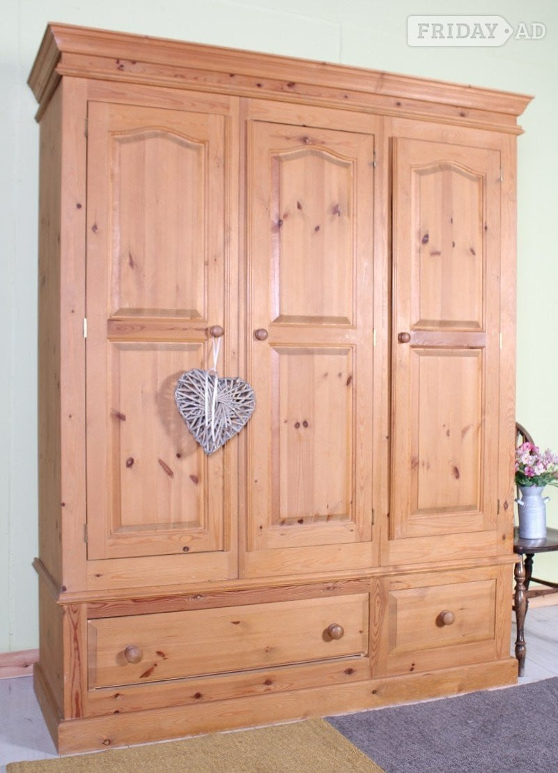 Delivery Options - Pine Farmhouse Triple Wardrobe 5 Sections in Hailsham