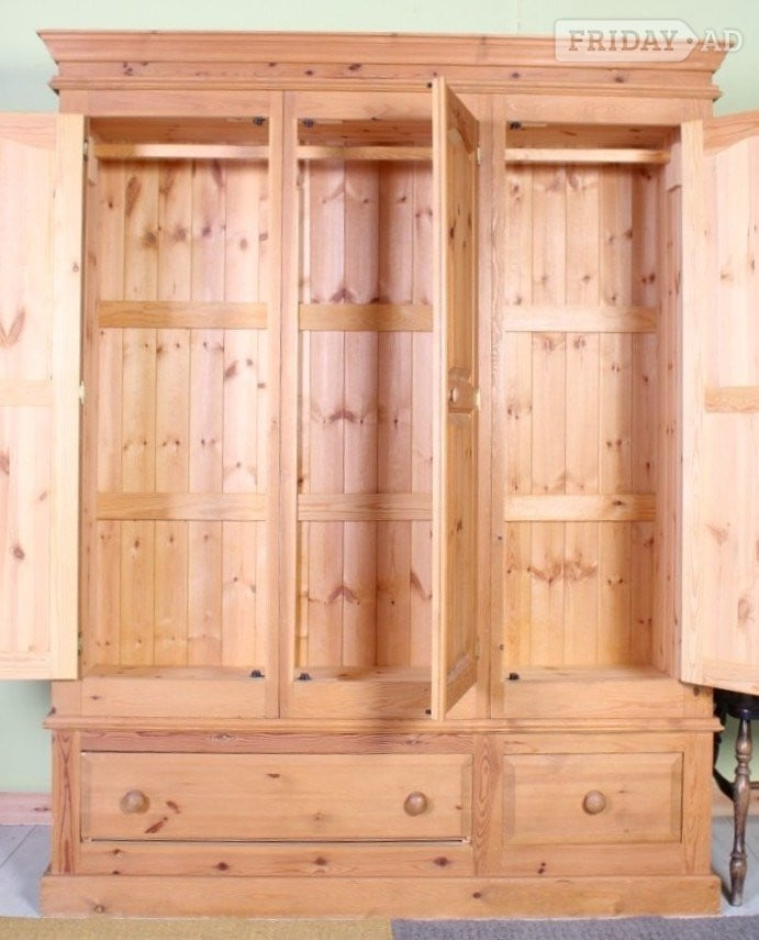 Delivery Options - Pine Farmhouse Triple Wardrobe 5 Sections