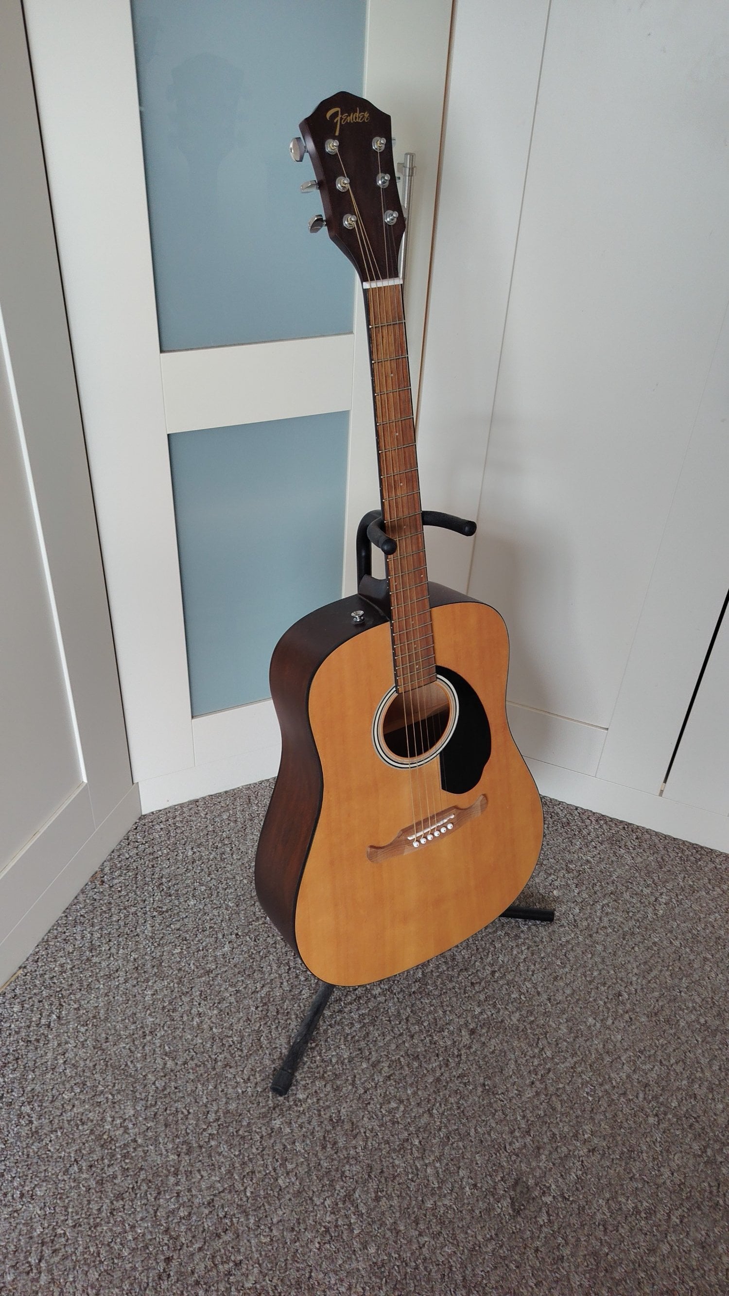Dover Fender guitar for sale, like new condition