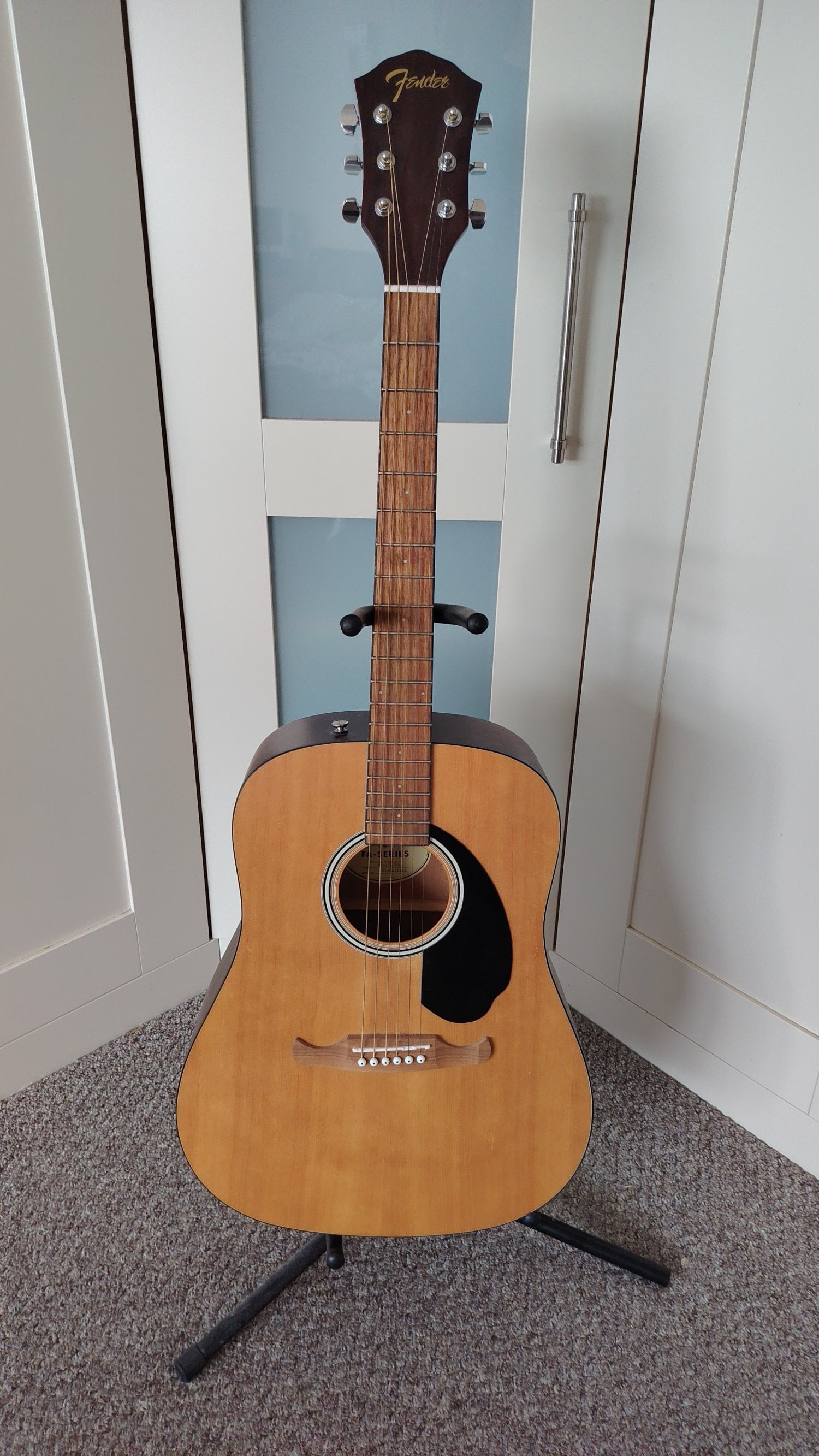 Fender guitar for sale, like new condition - Musical Instruments