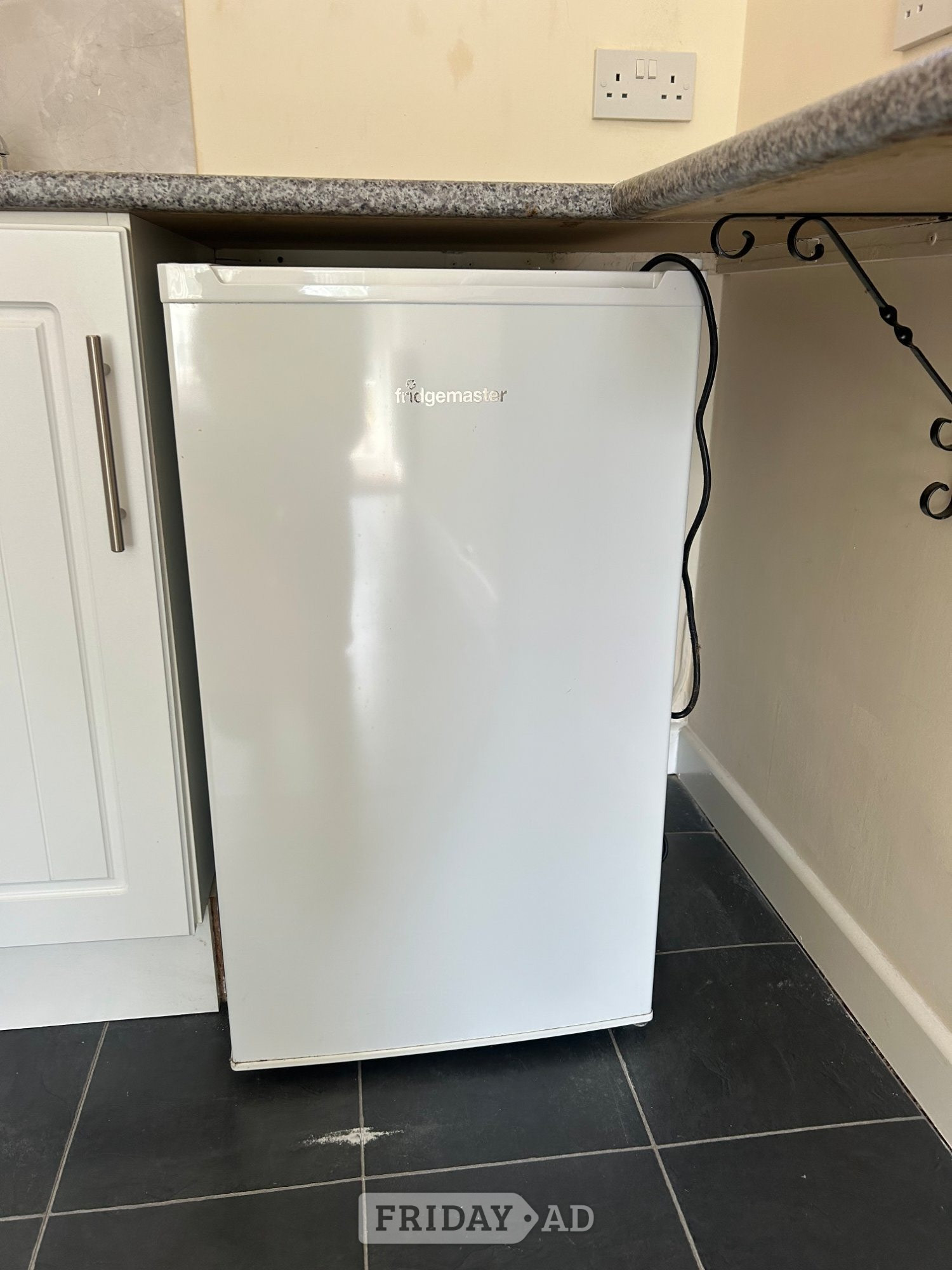 Fridgemaster Undercounter Fridge