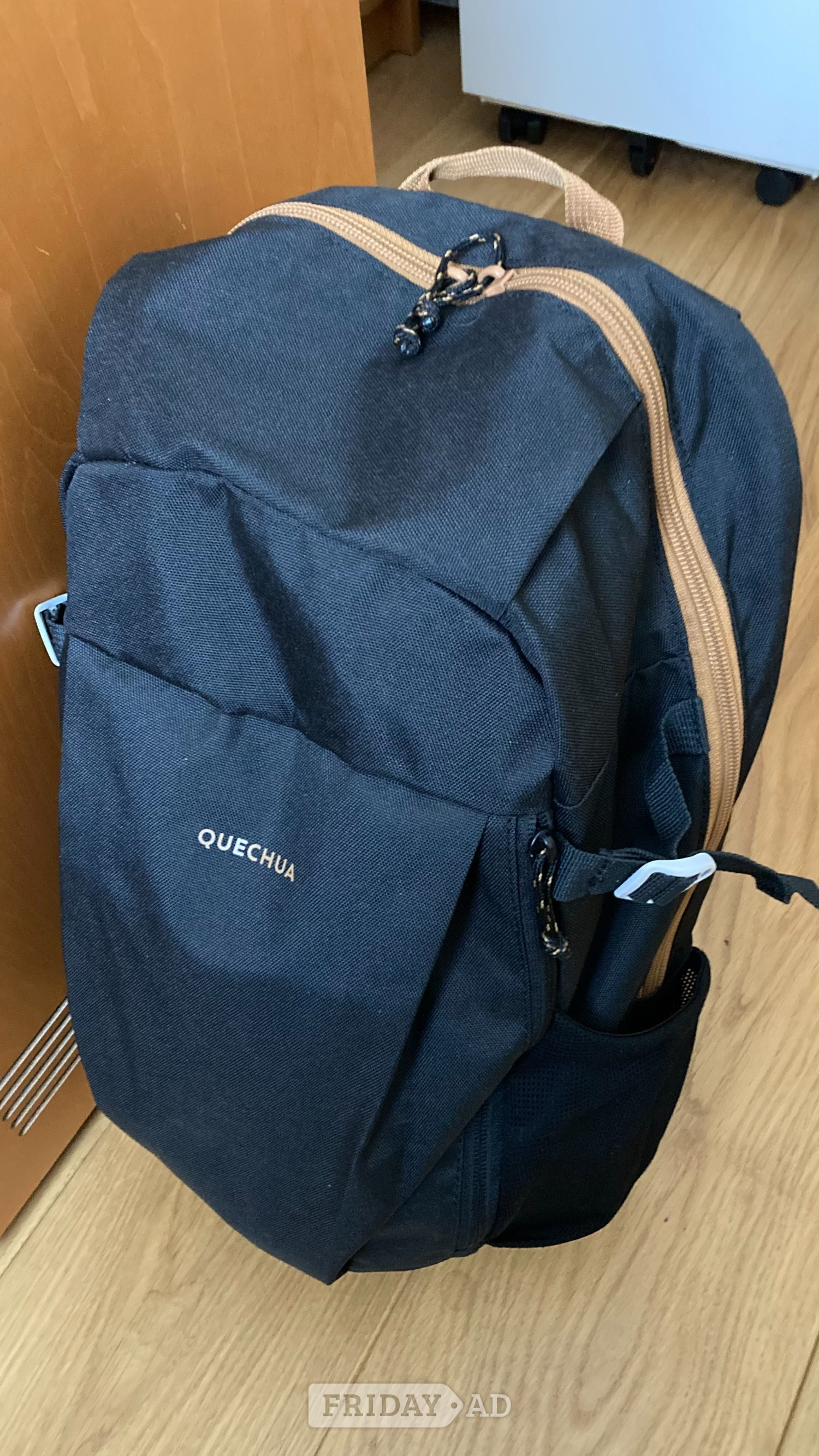 Crawley Quenchua NH Arpenaz 100, 20 Litre Hiking Backpack - Black