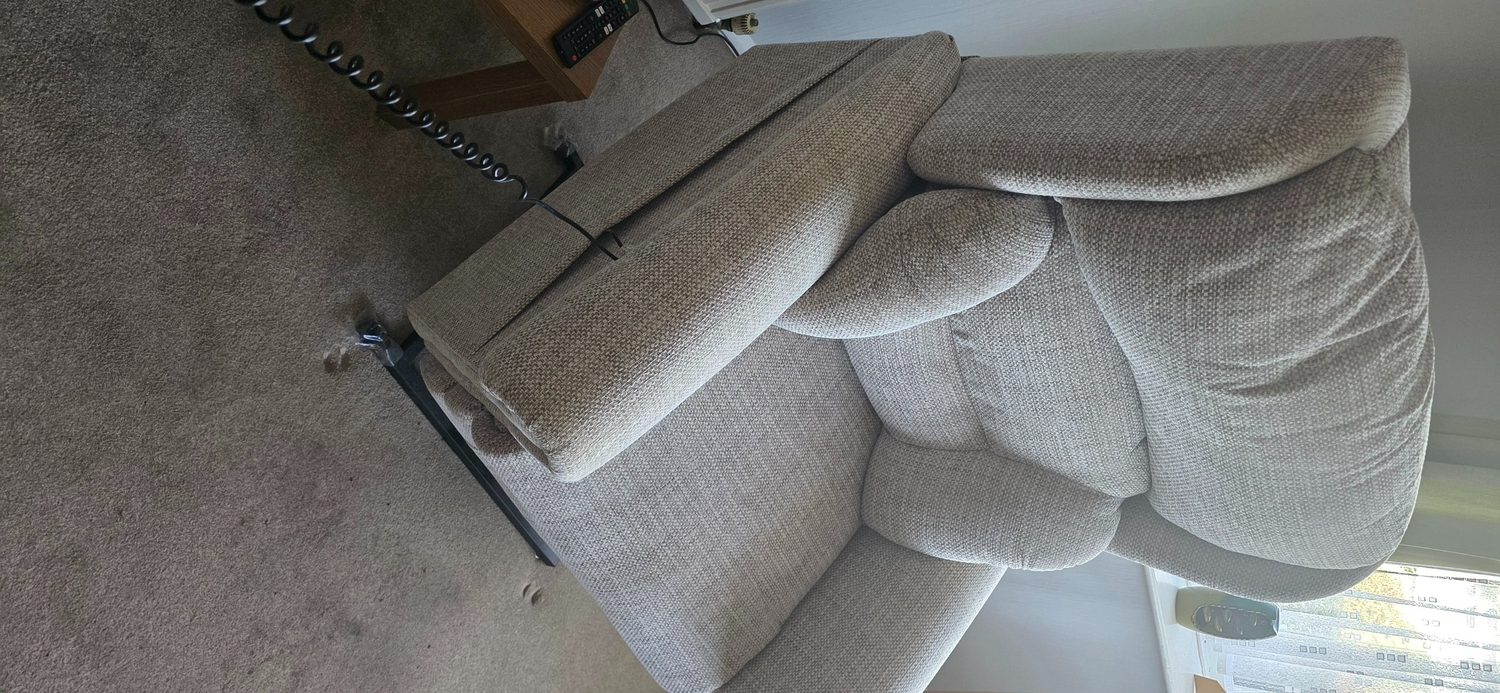  Dorchester Premier Quad Motor Riser Chair