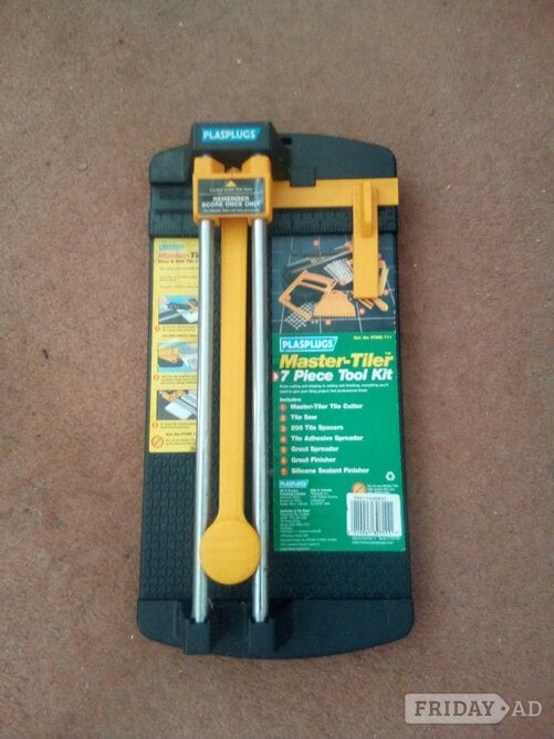 Tile cutter, full set of tools all you need brand new in St. Albans