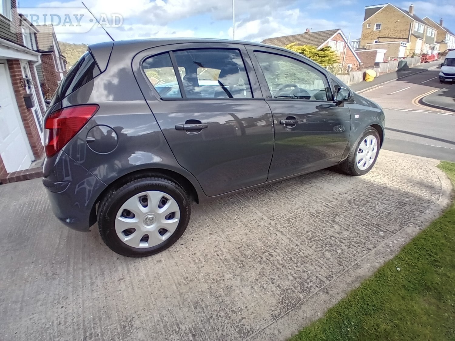 [ berth ]Vauxhall Corsa