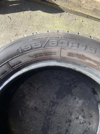 Farroad FRD16 195/60R15 Part Worn Tyre 3.60mm