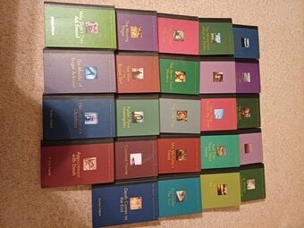 Set of 24 vintage Agatha Chritie novels