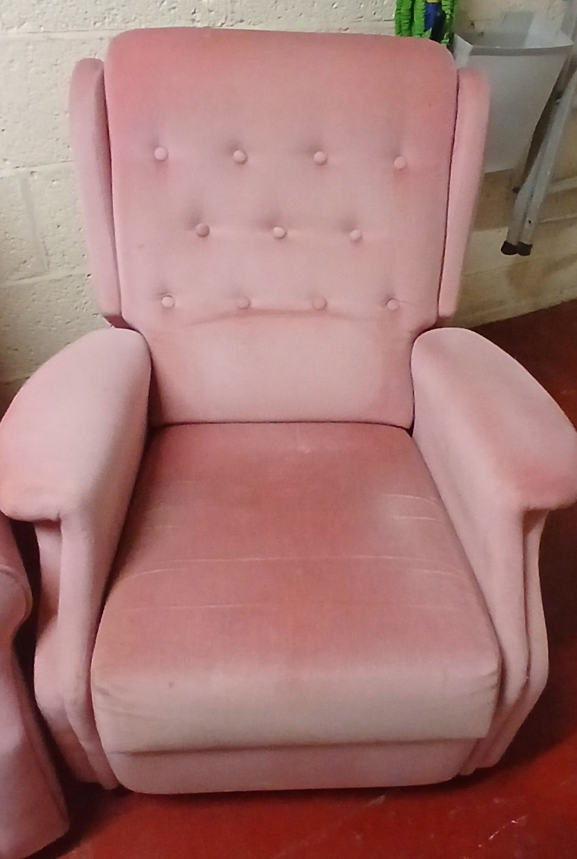 Three piece suite Sofa & 2 recliner Armchairs - Furniture