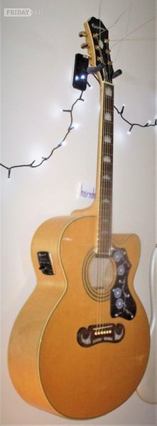 Northampton EPIPHONE EJ200 CE N   Presented set up and with Quality New Strings