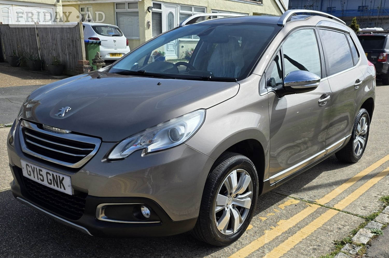 [ berth ]Peugeot 2008
