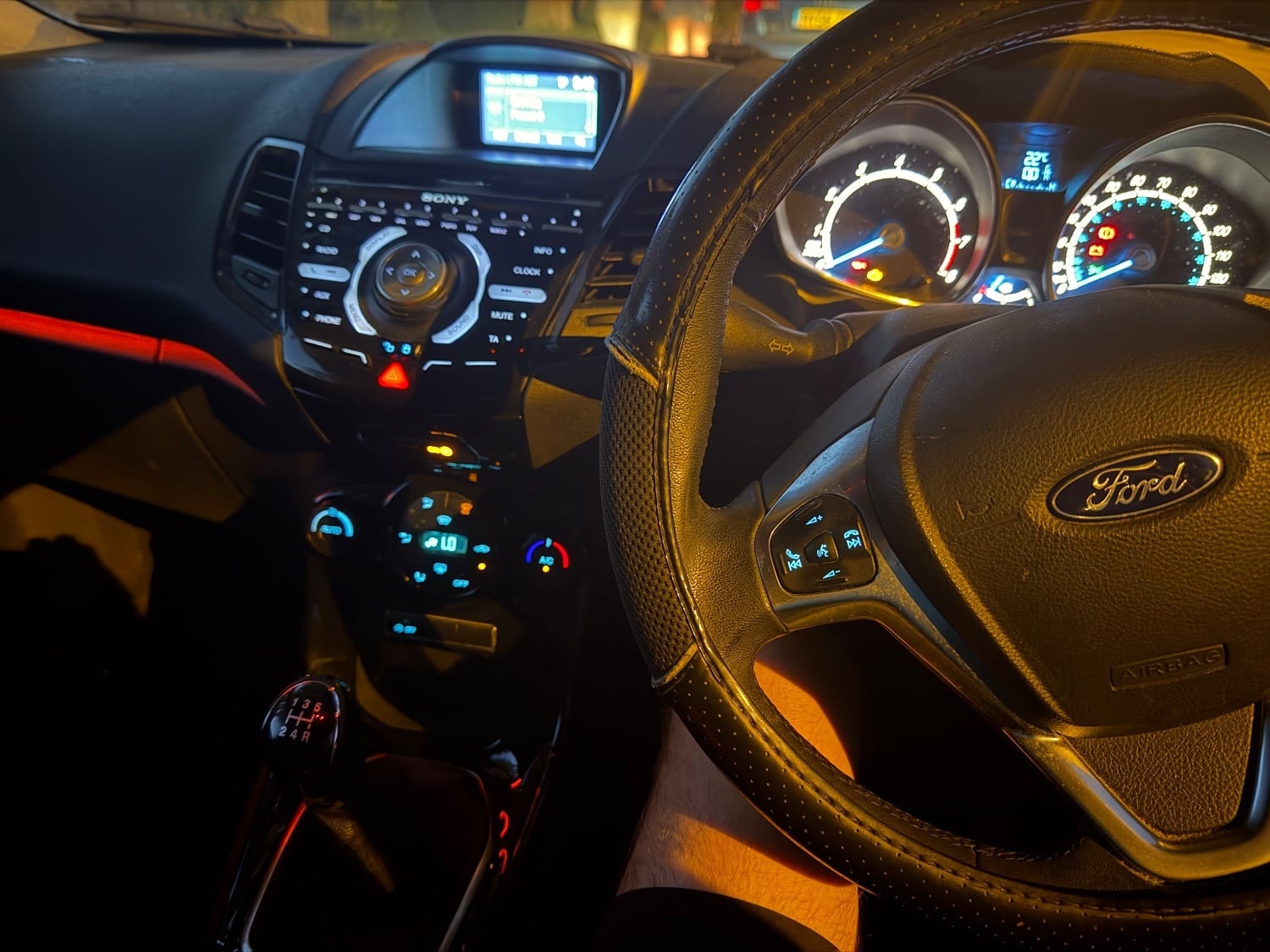 Ford fiesta eco boost new m.o.t - Cars