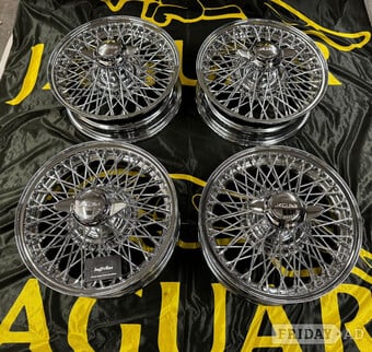  DAIMLER CHROME WIRE WHEELS SHOW STANDARD + BRAND new spinners