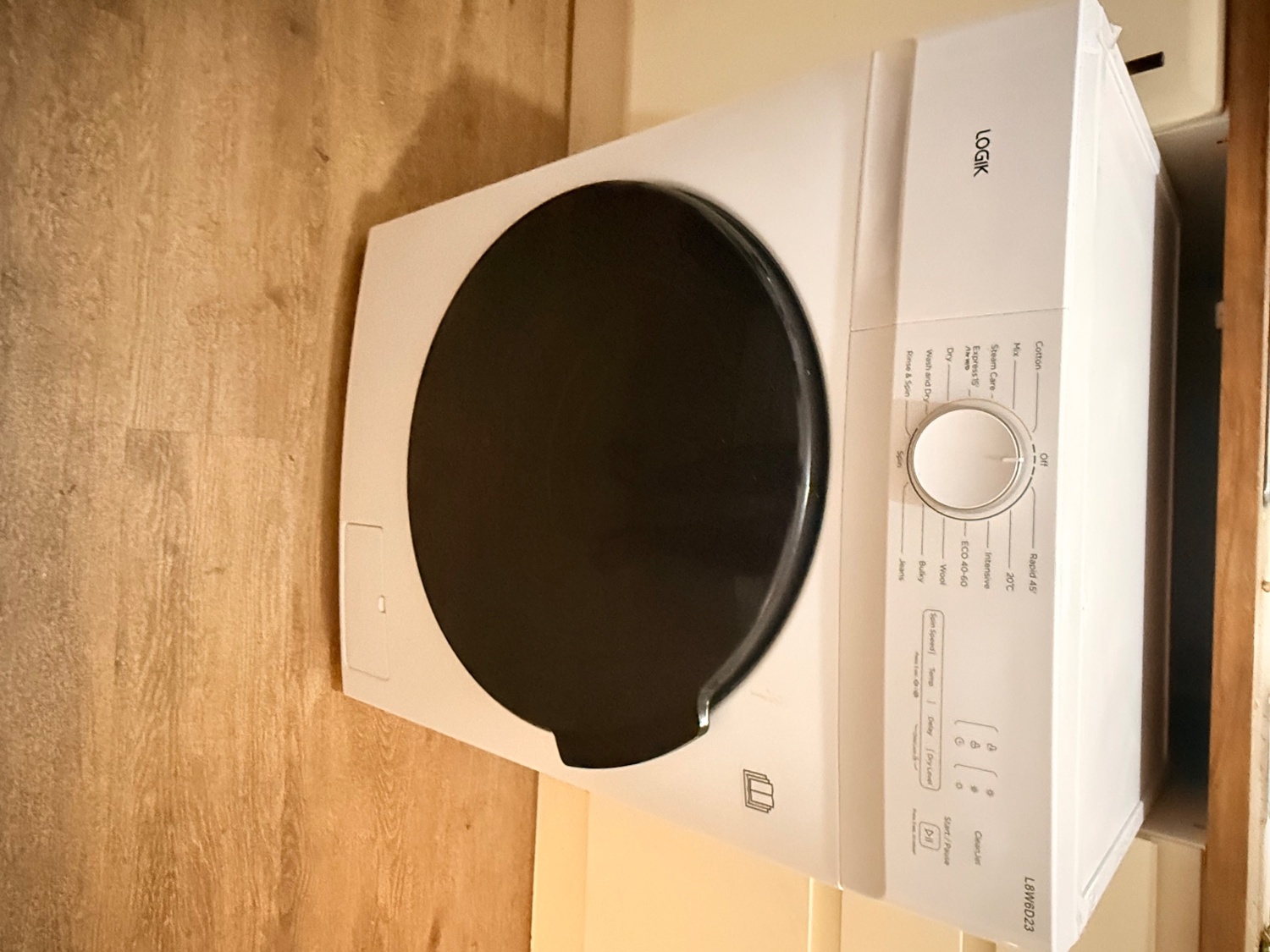 Newhaven Washer dryer machine 