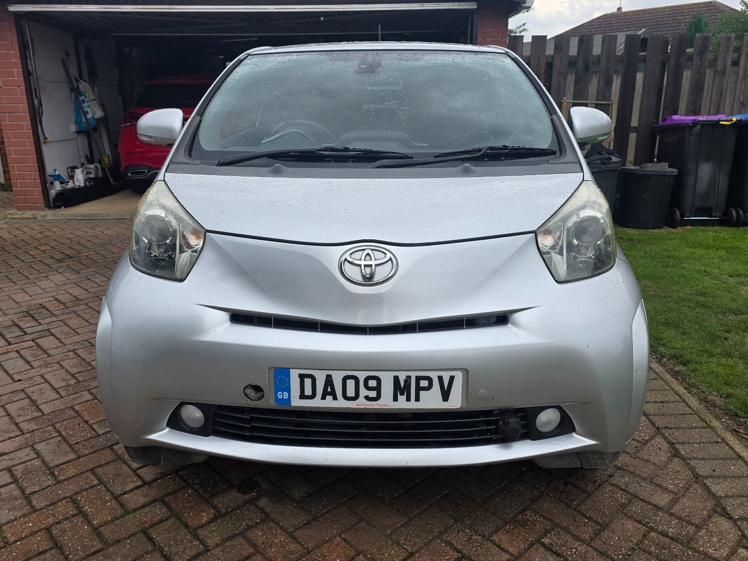 [ berth ]Toyota IQ