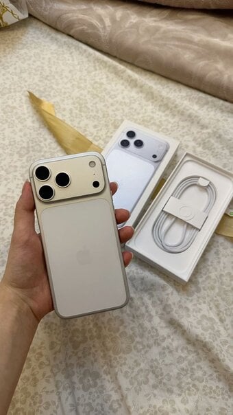 Apple iPhone 17 Pro Max – Premium Condition, Exceptional Performa