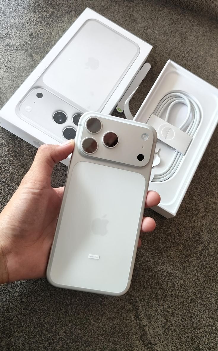 Apple iPhone 17 Pro Max – Premium Condition, Exceptional Performa