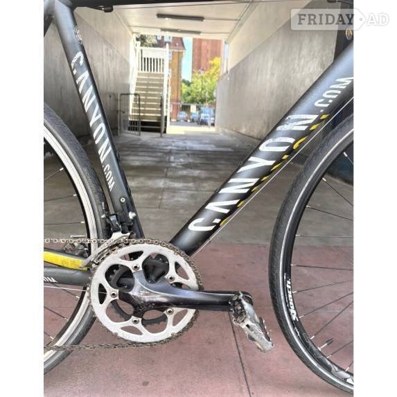 Canyon RoadLite AL Road Bike in Kensington
