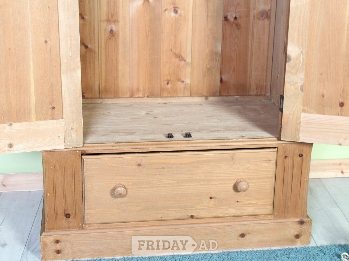 UK Delivery - Cottage Waxed Pine Farmhouse Wardrobe With 1 Drawer - Furniture
