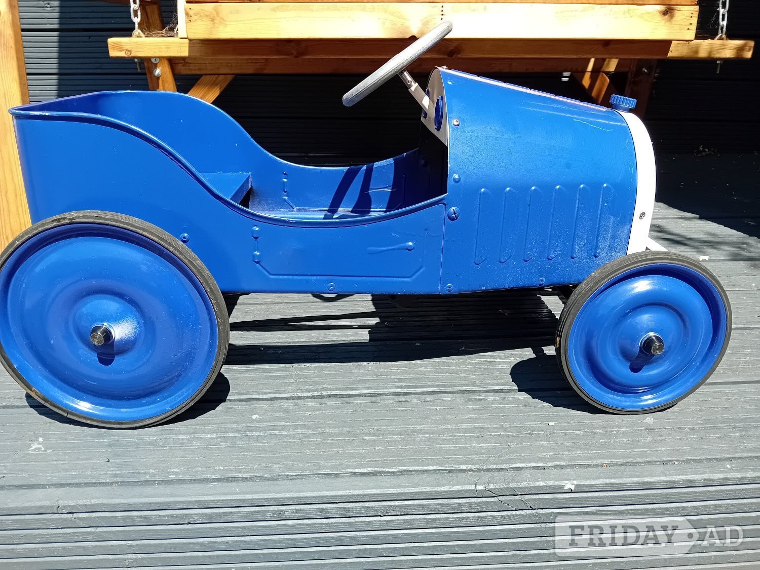 Kids Vintage metal pedal car in Newhaven