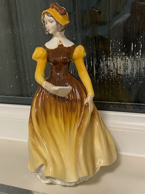 Hastings Coalport Bone China - Letter from a Lover figure