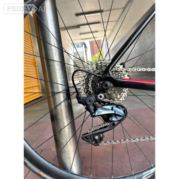 Kensington Giant Defy 1 Advance Carbon Road Bike