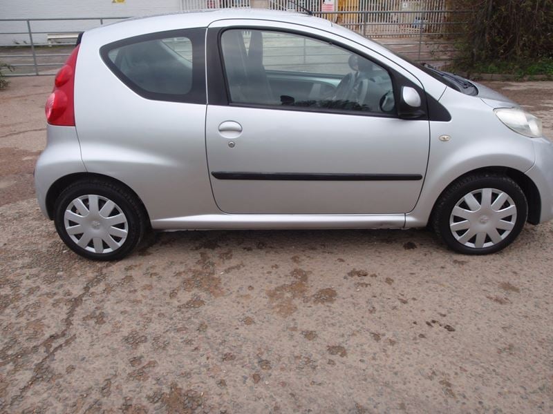 Peugeot 107 2006 - Cars