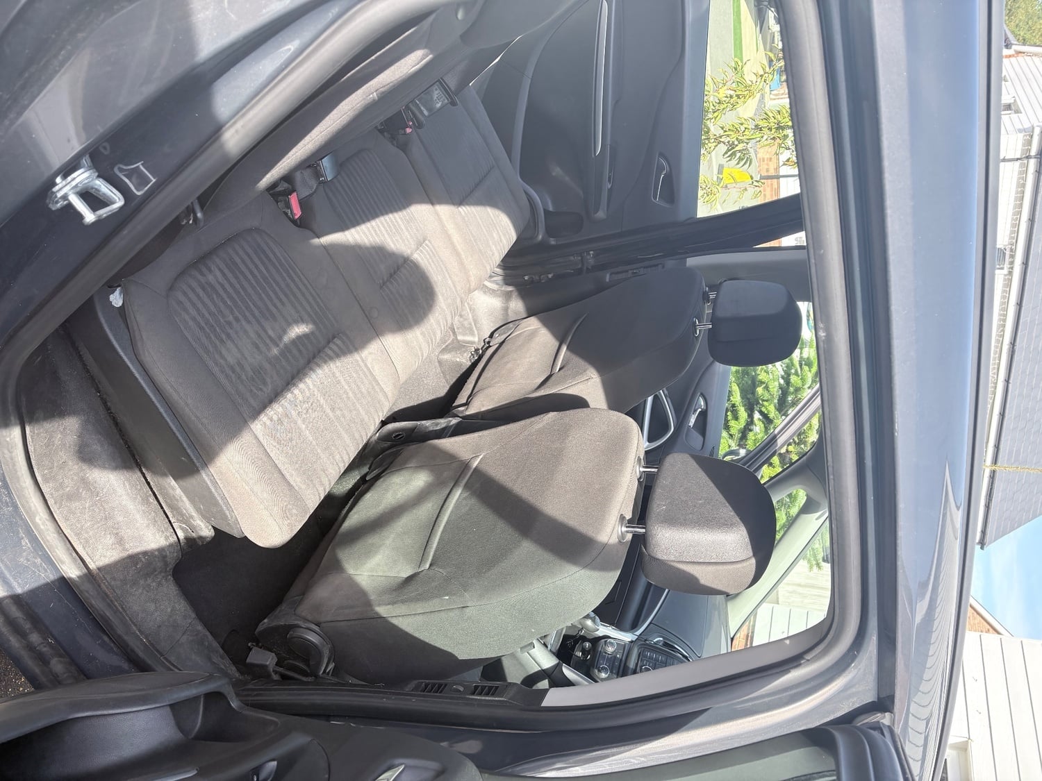 Vauxhall tourer grey - Cars